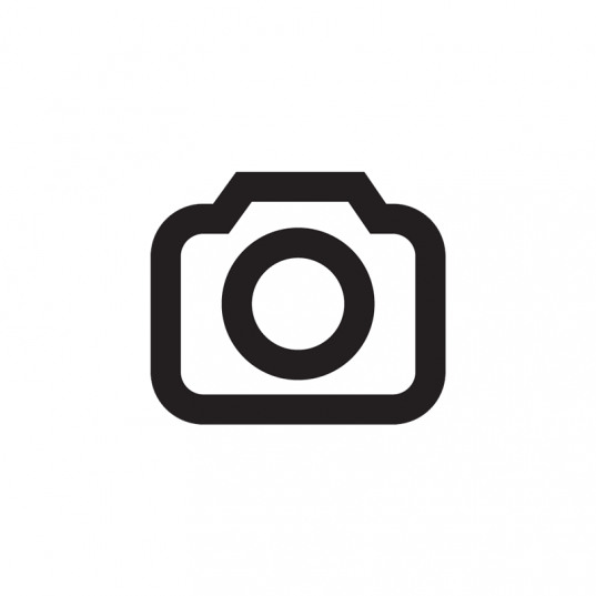 How to feel more confident as a service provider on Instagram. How to market and sell your services on Instagram. Use your Instagram to sell your services - find out the best tips and tricks to start selling more. #instagramtips #socialmediamarketing #socialmediatips How to feel more confident as a service provider on Instagram. How to market and sell your services on Instagram. Use your Instagram to sell your services - find out the best tips and tricks to start selling more. #instagramtips #socialmediamarketing #socialmediatips