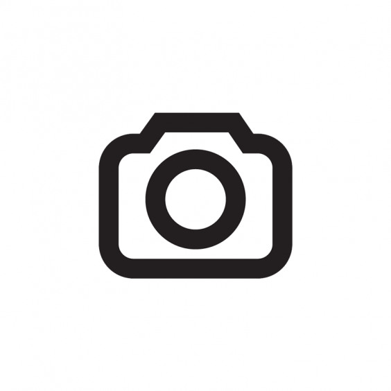 2-Ingredient 7 Up Cupcakes! Easy lemon cupcakes, ideal for when you need a short cut and are too busy to bake! No one would ever guess you whipped these together in 5 minutes, using only 2-ingredients~ 3 if you count the straws! 2-Ingredient 7 Up Cupcakes! Easy lemon cupcakes, ideal for when you need a short cut and are too busy to bake! No one would ever guess you whipped these together in 5 minutes, using only 2-ingredients~ 3 if you count the straws!