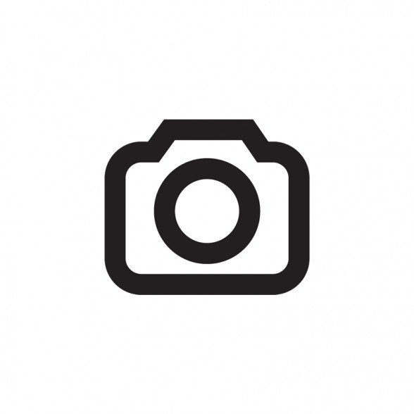 Simply Clean & Fit: Crock Pot White Chicken Chili. I bet you have all the ingredients to make this on hand! Easy and a family favorite in our house.